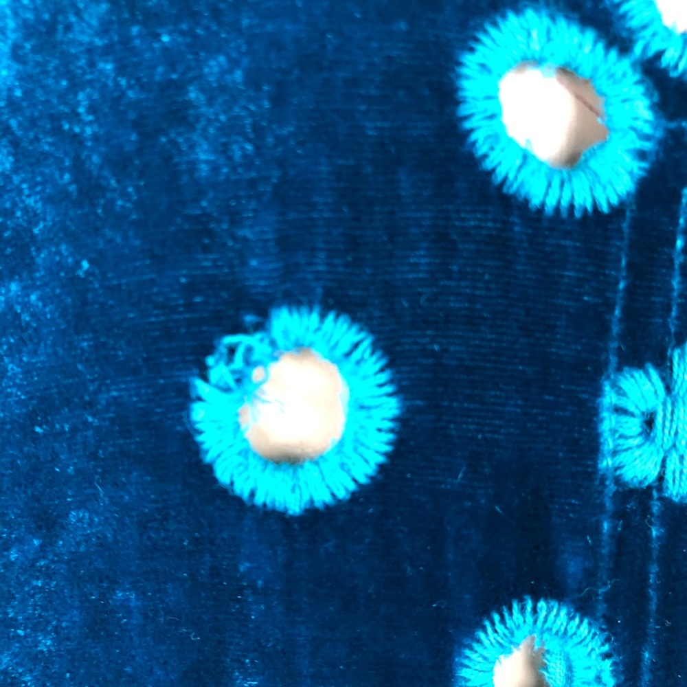 Johnny Was Greban Velvet Kimono Wrap in MRI - Picture 11 of 15